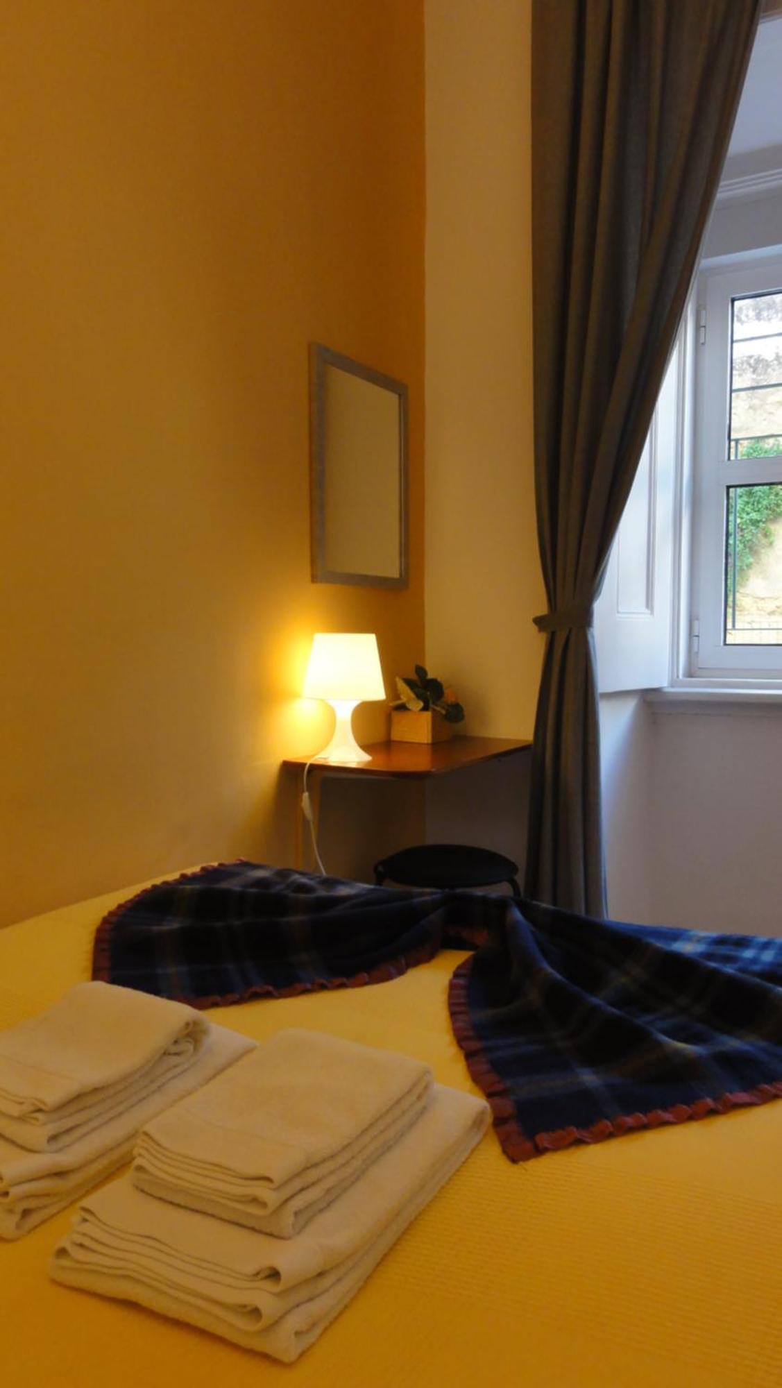 Campo Santana Apartment Lisbon Bagian luar foto